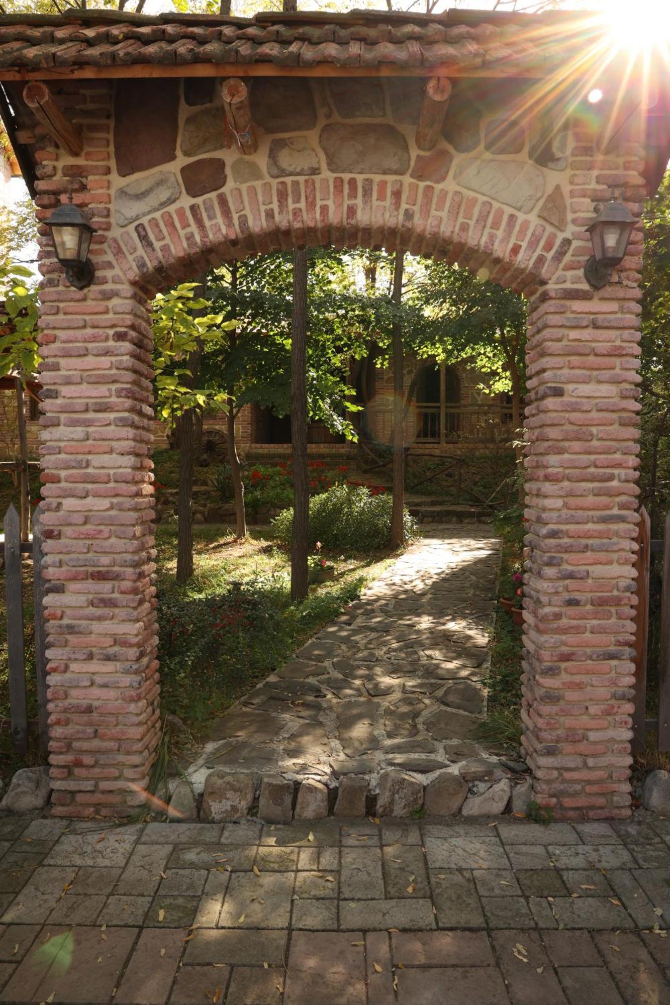 Chateau Orberi Hotel Ikalto ภายนอก รูปภาพ