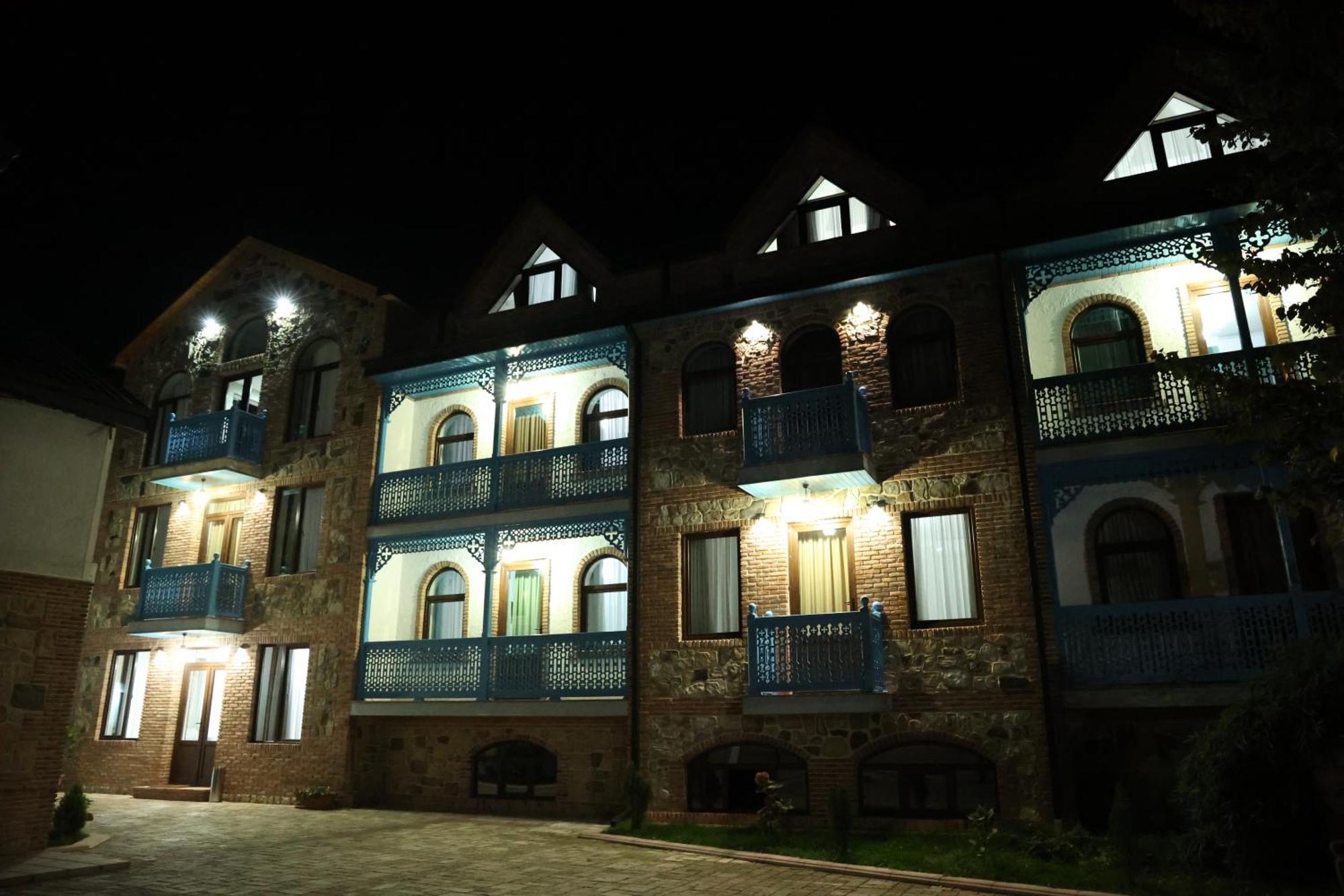Chateau Orberi Hotel Ikalto ภายนอก รูปภาพ